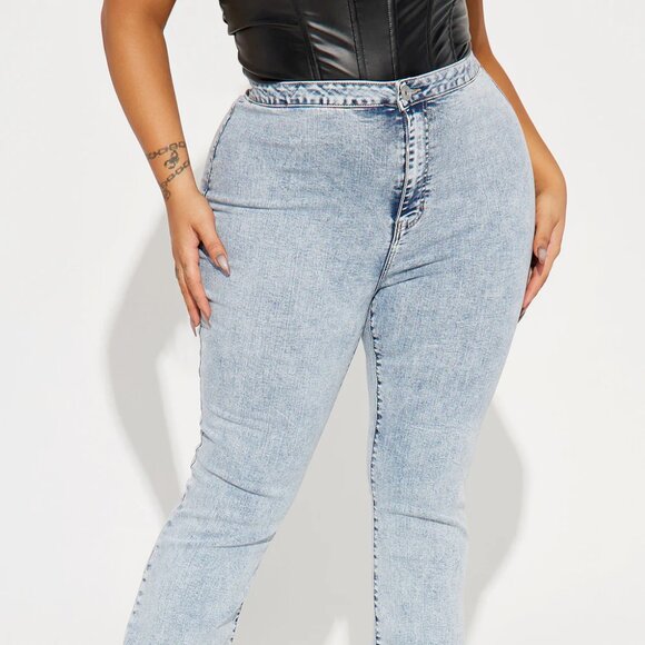 Side Slit Stretch Slim Bootcut Jeans || Acid Wash Denim (SIZE 5) - Picture 2 of 7